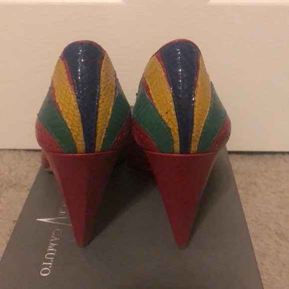 Vince Camuto- Ogden Size 10 - Picture 2 of 2